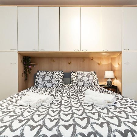15 Min Centro E Stazione Ferroviaria Apartment เจนัว ภายนอก รูปภาพ