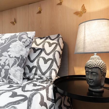 15 Min Centro E Stazione Ferroviaria Apartment เจนัว ภายนอก รูปภาพ