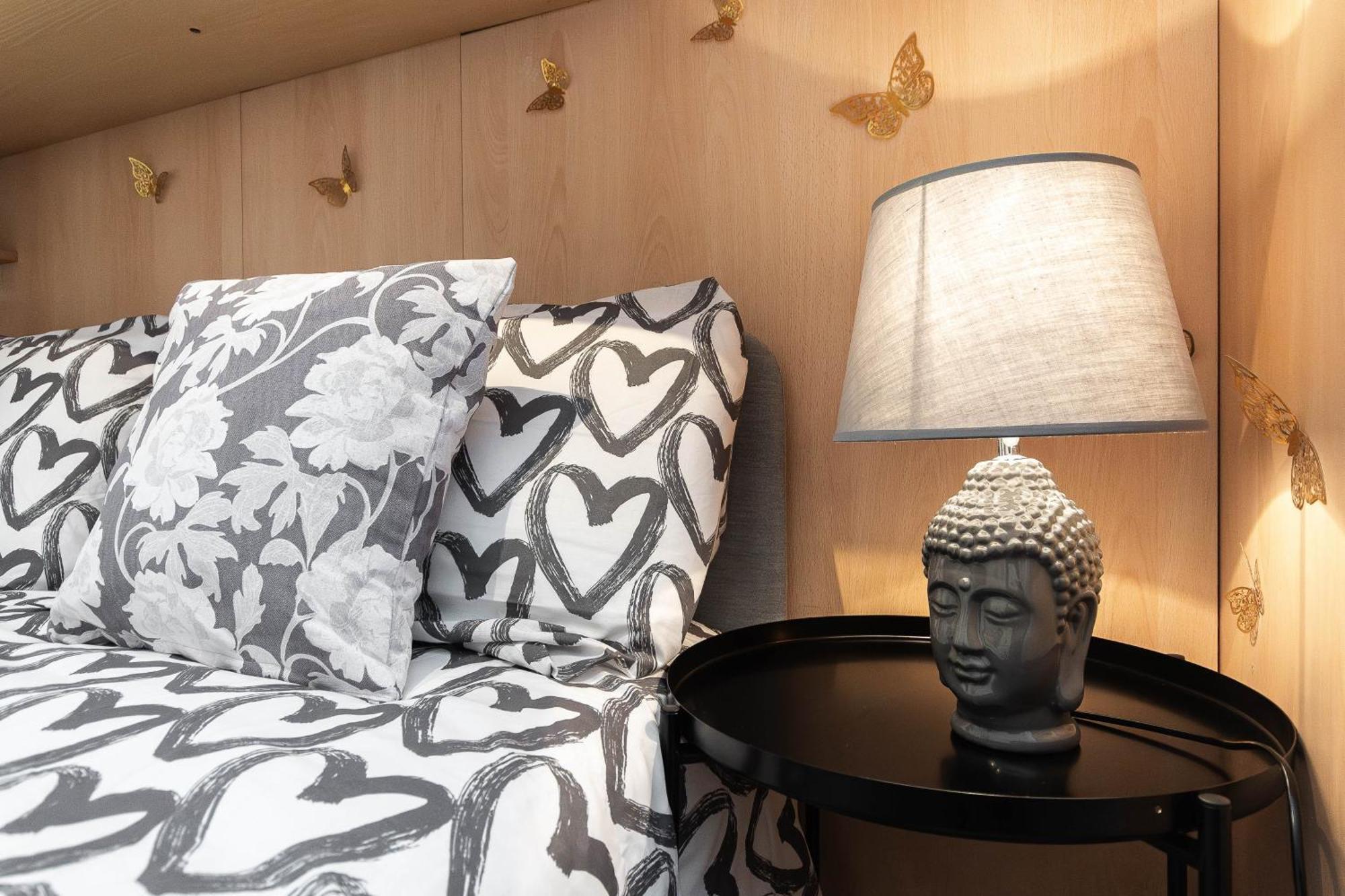 15 Min Centro E Stazione Ferroviaria Apartment เจนัว ภายนอก รูปภาพ