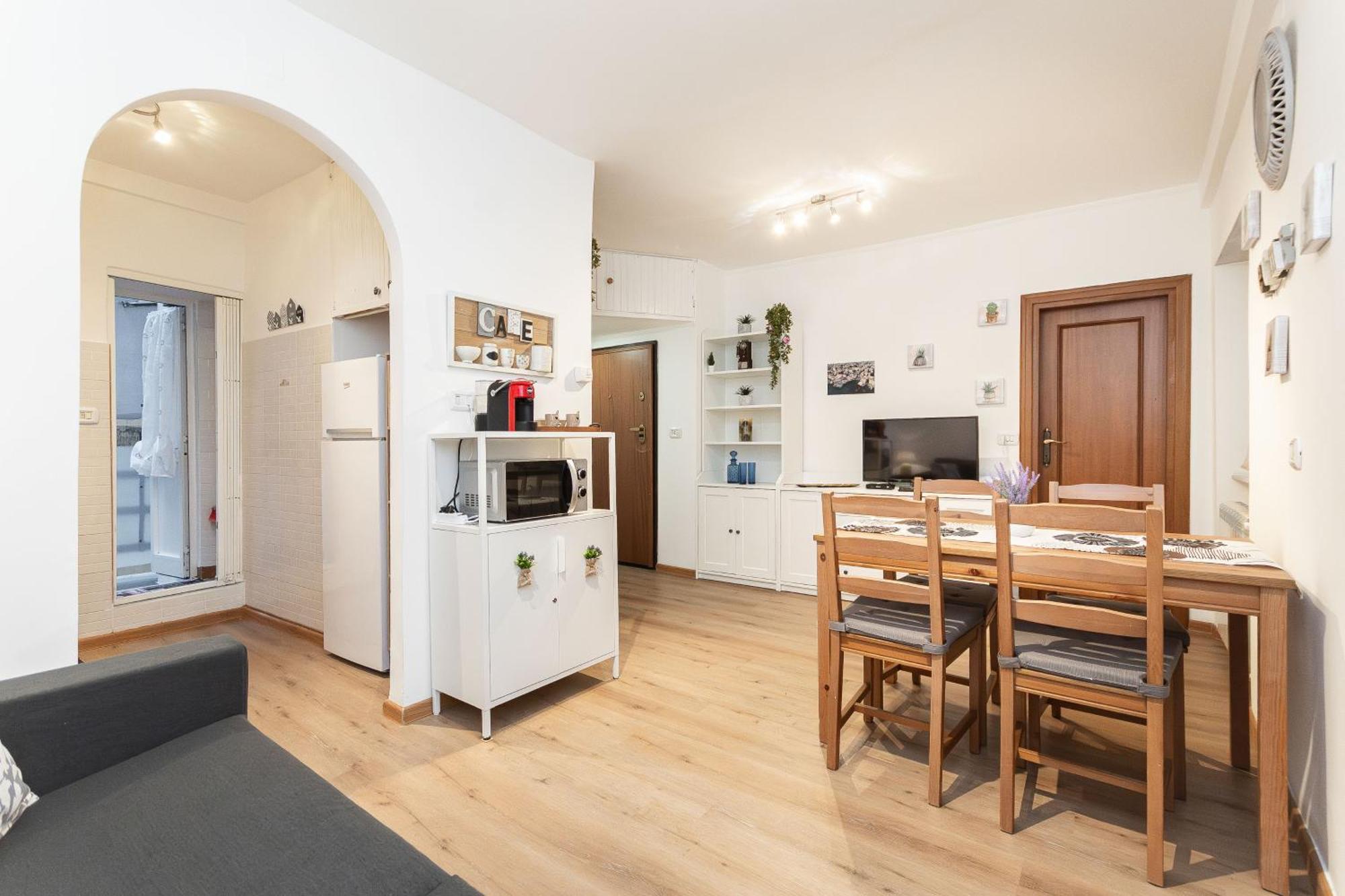 15 Min Centro E Stazione Ferroviaria Apartment เจนัว ภายนอก รูปภาพ