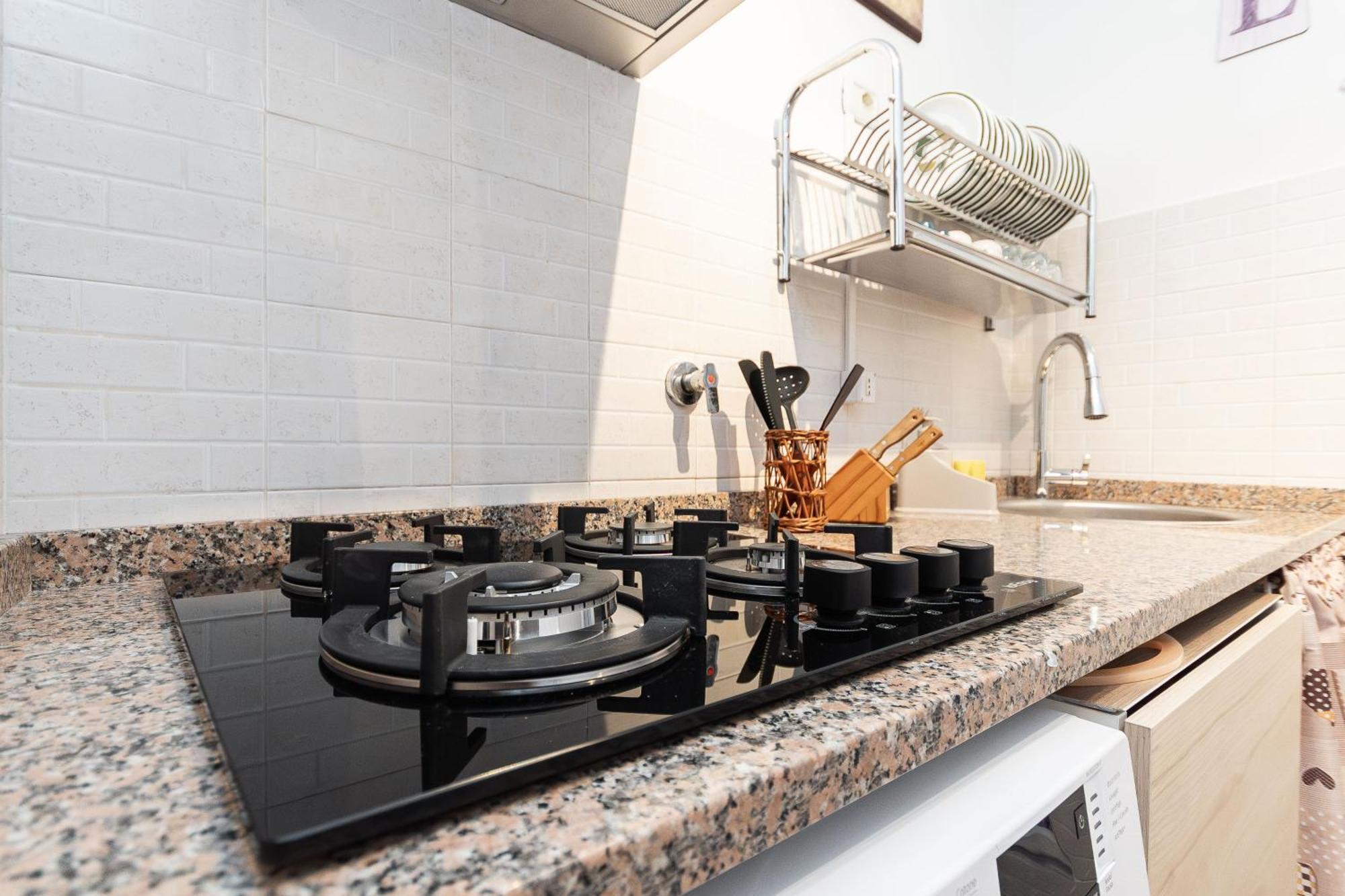 15 Min Centro E Stazione Ferroviaria Apartment เจนัว ภายนอก รูปภาพ