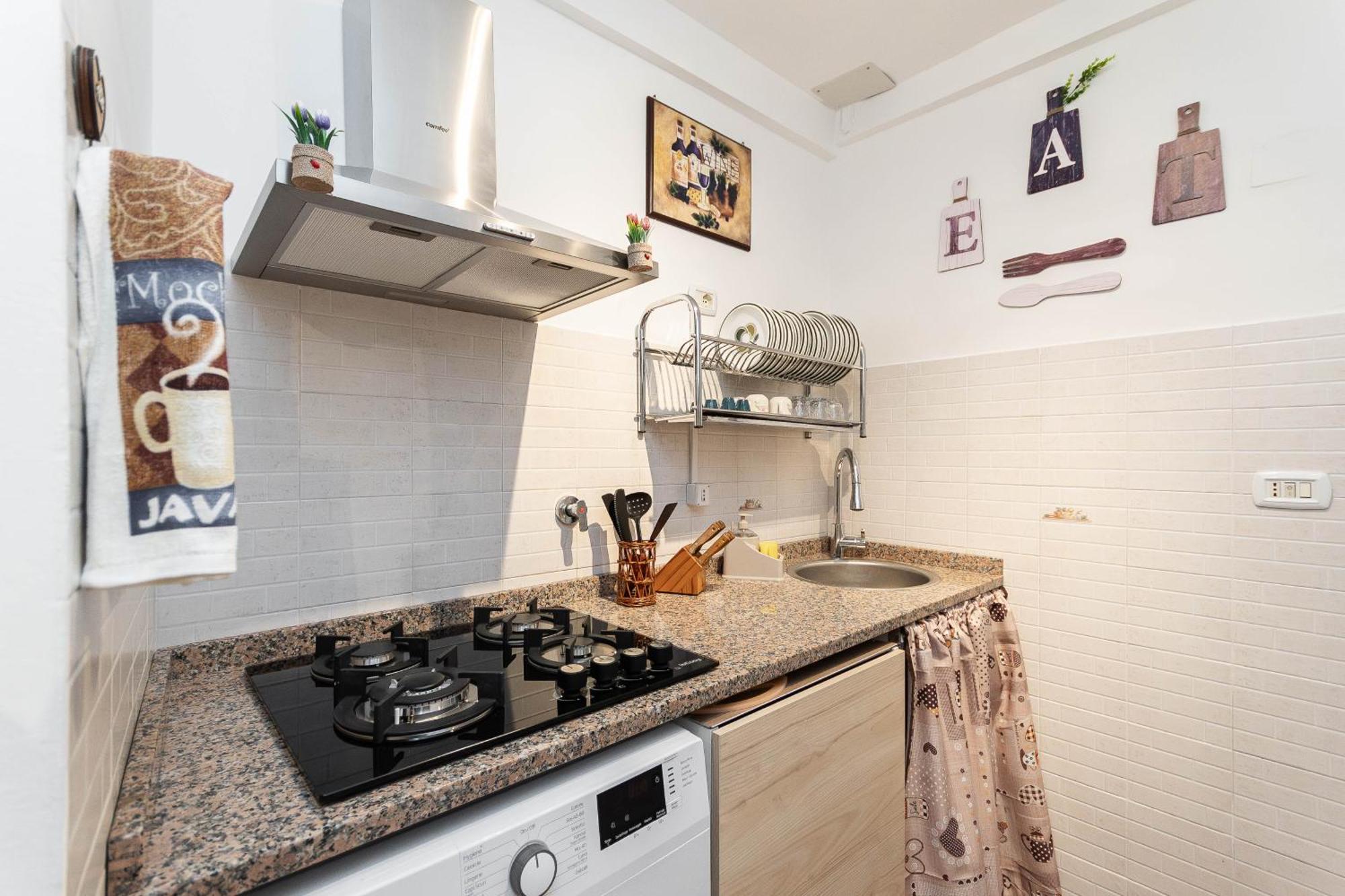 15 Min Centro E Stazione Ferroviaria Apartment เจนัว ภายนอก รูปภาพ