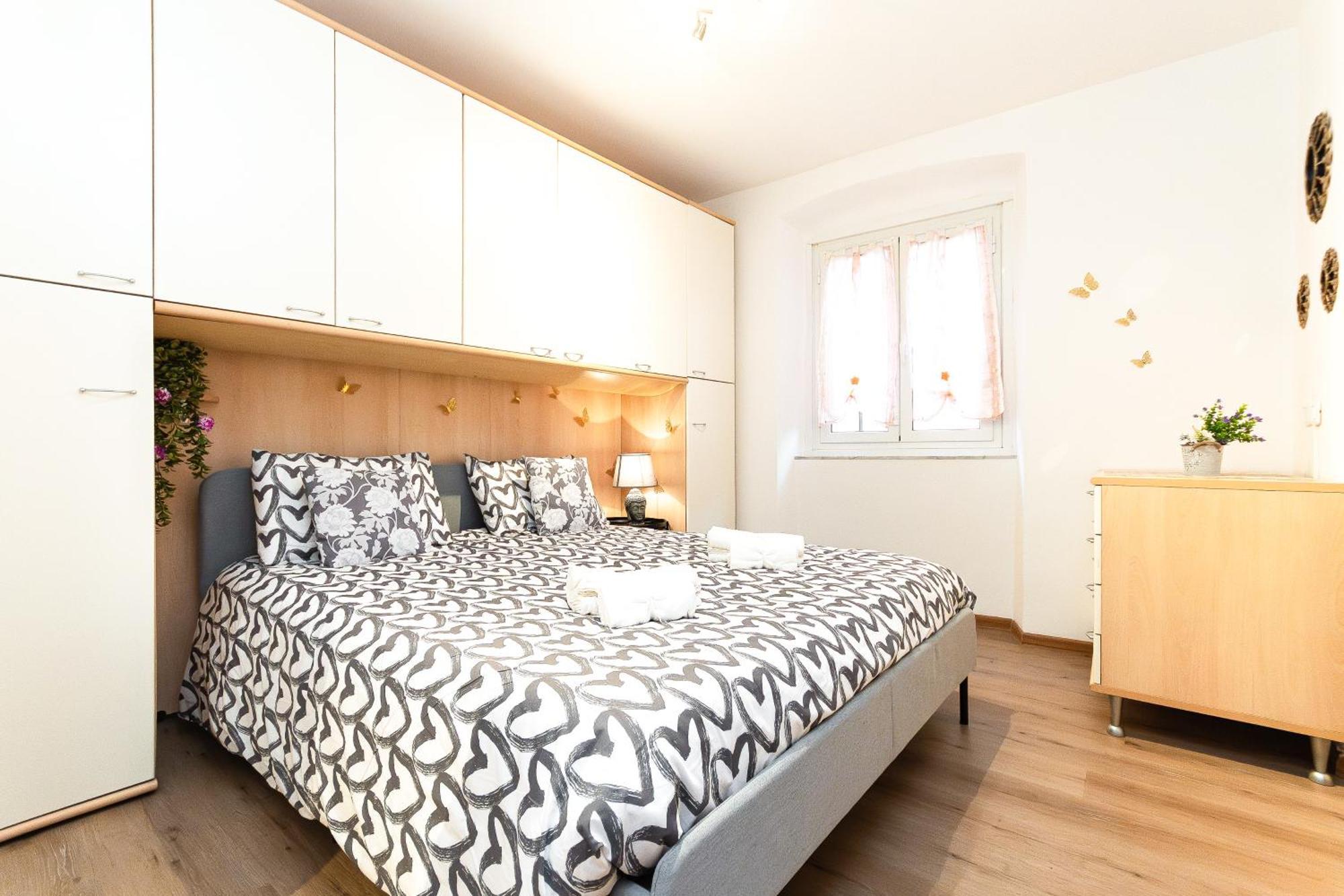 15 Min Centro E Stazione Ferroviaria Apartment เจนัว ภายนอก รูปภาพ